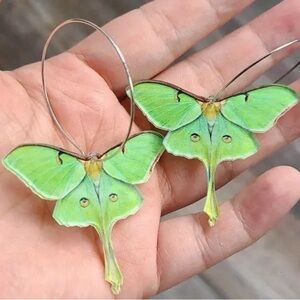 🎀 Buy 2 get 1 FREE pair of earrings